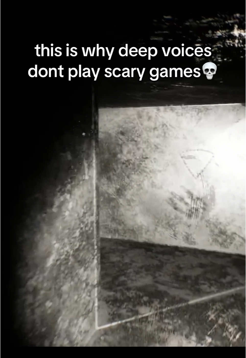 my scream is questionable😭 #robloxhorrorgame #robloxhorror #robloxscary #gaming #robloxfyp #roblox #fypシ #screaming #jumpscares #scarygames 