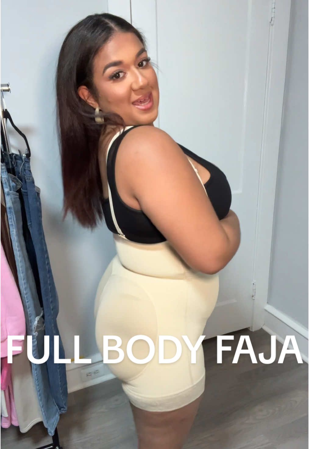 This full body faja is def a must have for when I want more support!!  @YIANNA INC  #christmas #giftideas #christmasgift #YIANNA #fajas #shapewear #yiannafajas #TikTokShopBlackFriday #TikTokShopCyberMonday 