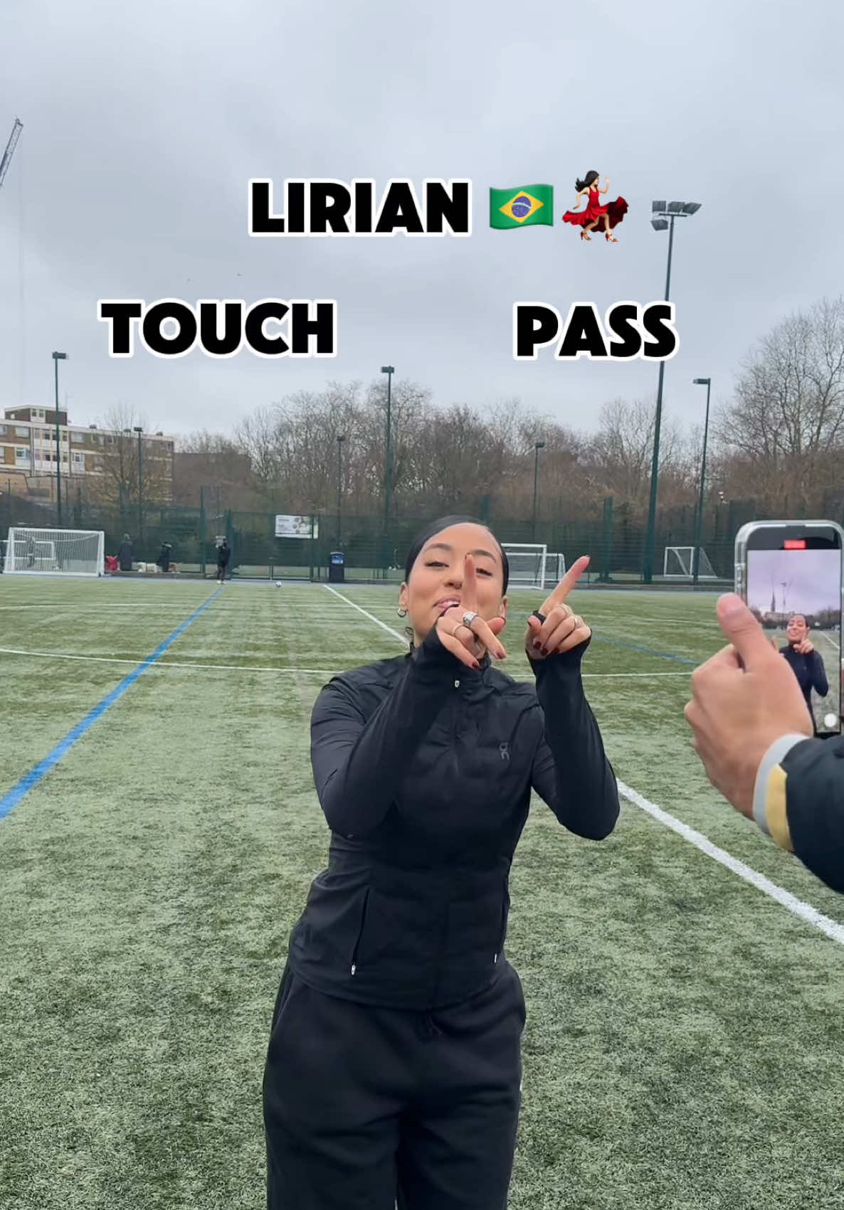 Do I get extra points for the lil dance 🤣💃🏽? #footballtiktok #futebol #Soccer @Nafisa @freda_ayy @REGGIE @danielutd1 @Big John 