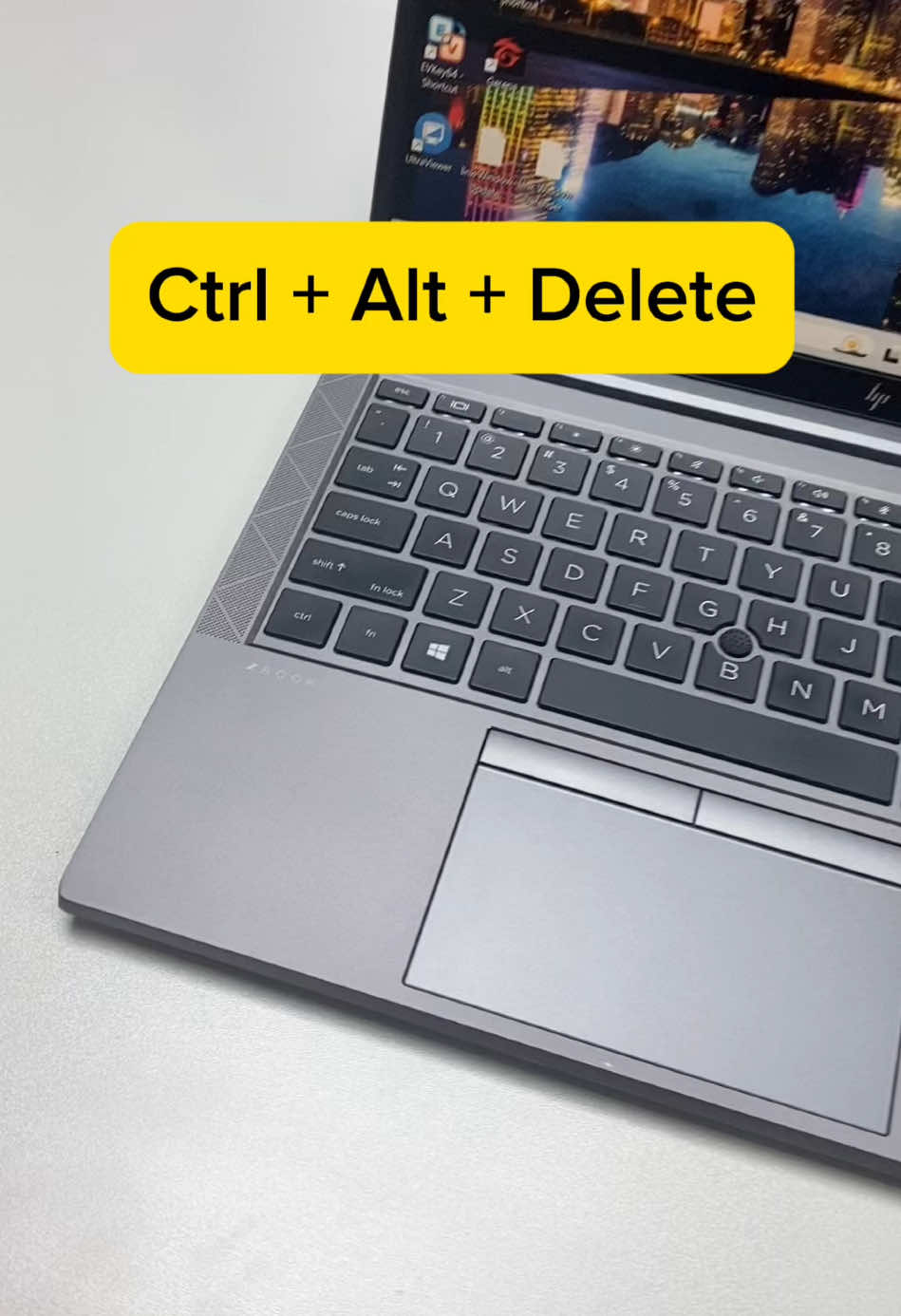 Phần 13: Tôi cá là nhiều AE chưa biết - Phím tắt ( Ctrl+Alt+Delete ) thay đổi password nhanh chóng 😁 #laptoptrunghoang #laptopbinhduong #laptopgiare #laptopcu #laptopnhapkhaumy #tipslaptop #thanhcongnghe #xh 