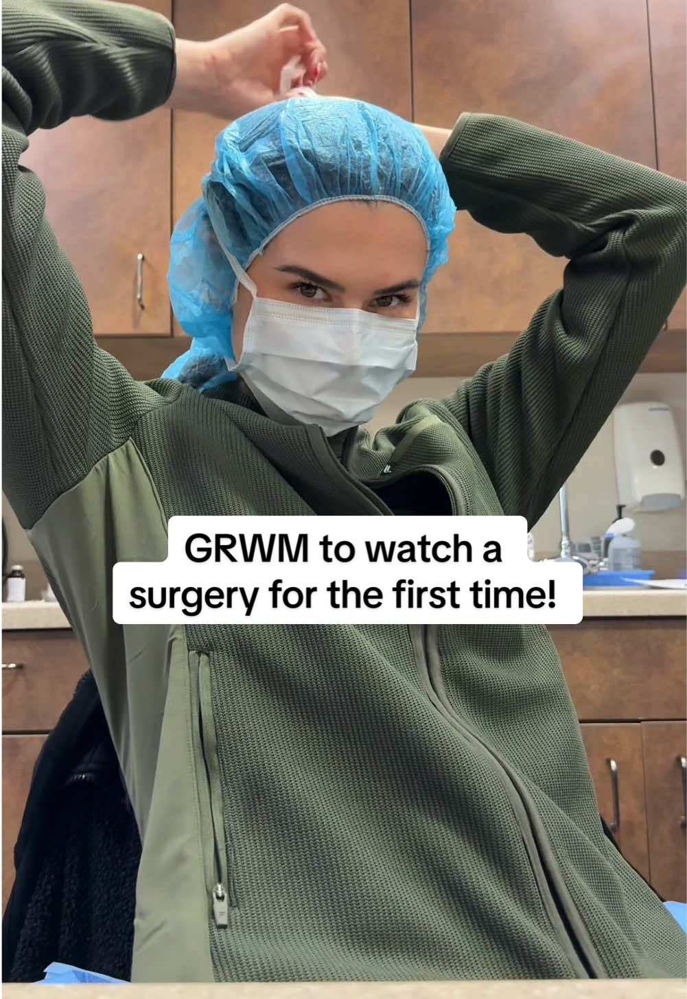 I got to watch @TheRealTikTokDoc perform some plastic surgery & it was awesome!! Loved every bit of it. #nurse #nurselife #newgrad #newgradnurse #plasticsurgery #plasticsnurse #bedside #bedsidenurse #burntoutnurse #burntout #nursesoftiktok #icunurse 