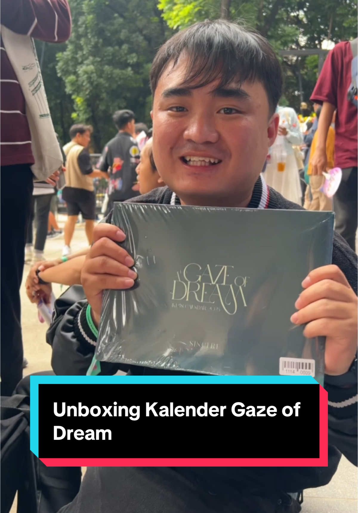 Unboxing kalender A Gaze of Dream yg “Sincere” @JKT48  #Dennytk #jkt48wonderland #liajkt48 #delynnjkt48 #kalenderjkt48 #agazeofdream #jkt48 #jkt48newera 