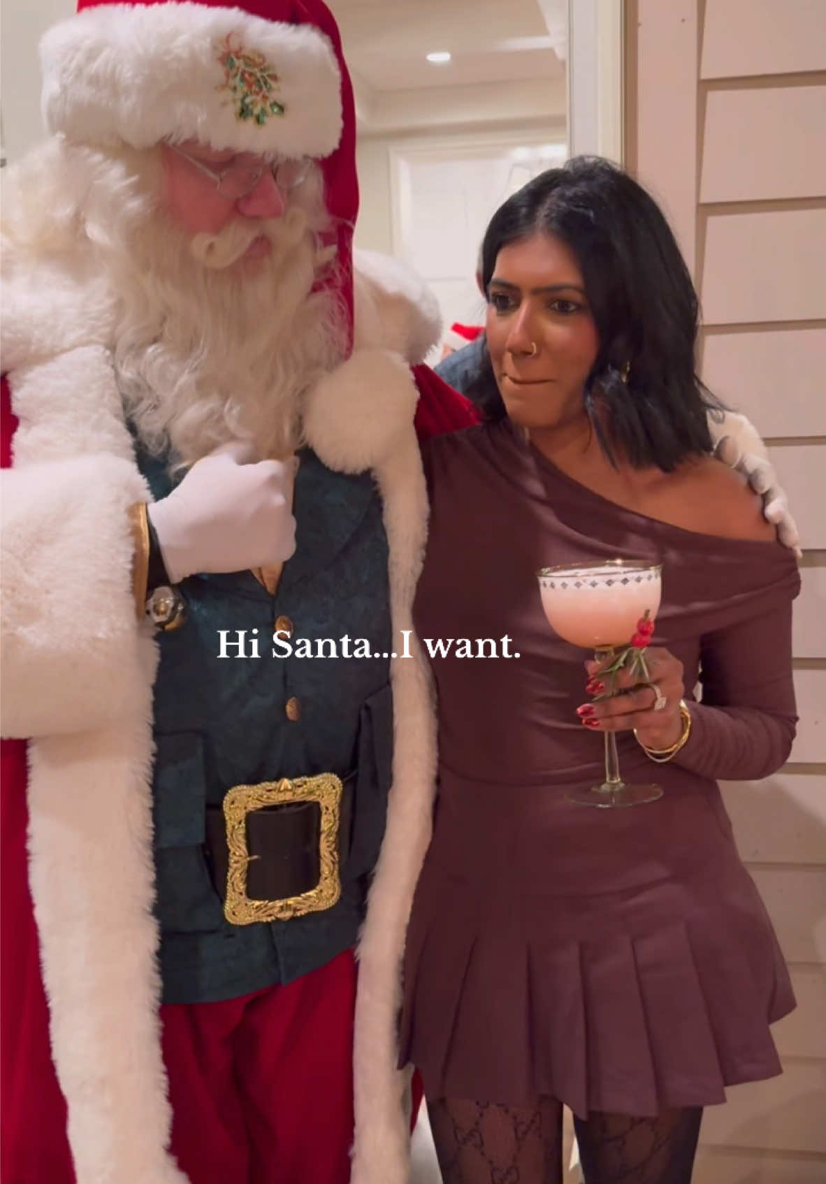 Santa will bring me what i want…i feel it #browngirl #browntiktok #hubbywifey #hubbylove #christmas