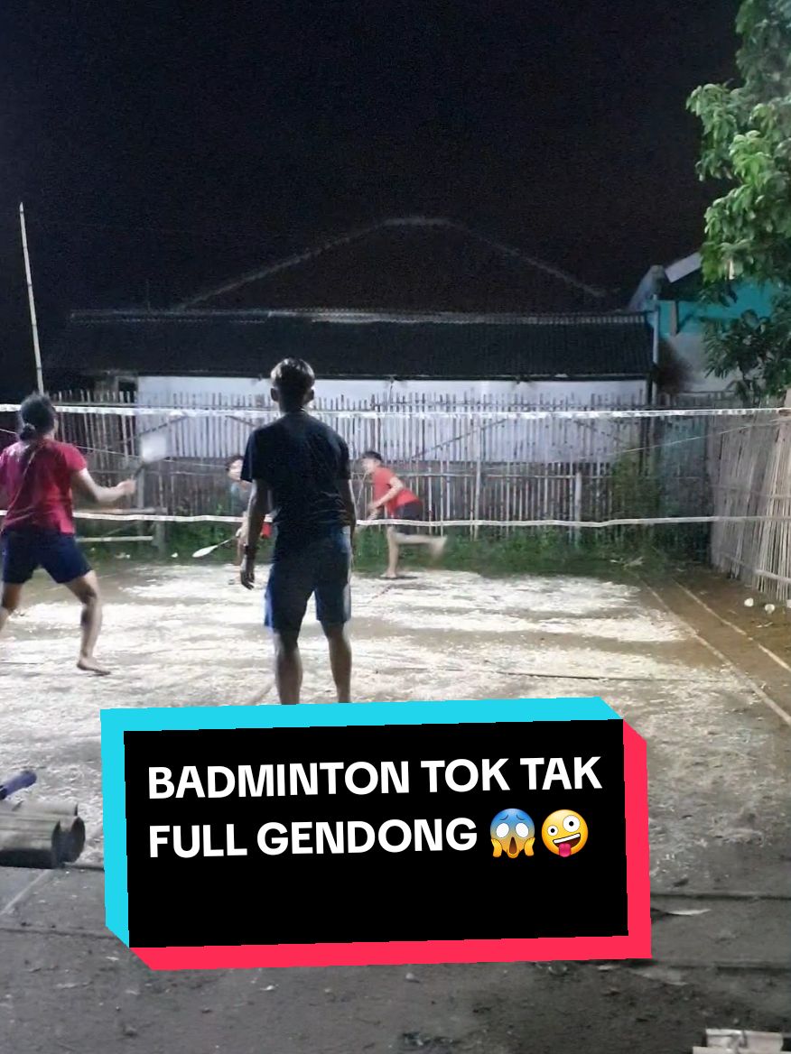 Badminton Tok tak Full Gendong 😱🤪🤣💪#badminton #badmintonindonesia #fyp #viralvideo #toktak #viral #trending 