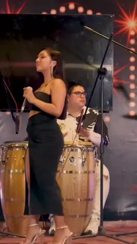 MI GENTE YA ESTA DISPONIBLE EN YOUTUBE ESTE 3er MIX 🎥 MIX QUE CHUCHA QUIERES 🍻🎙️ #evelynpalomino #boleros #quechuchaquieres 
