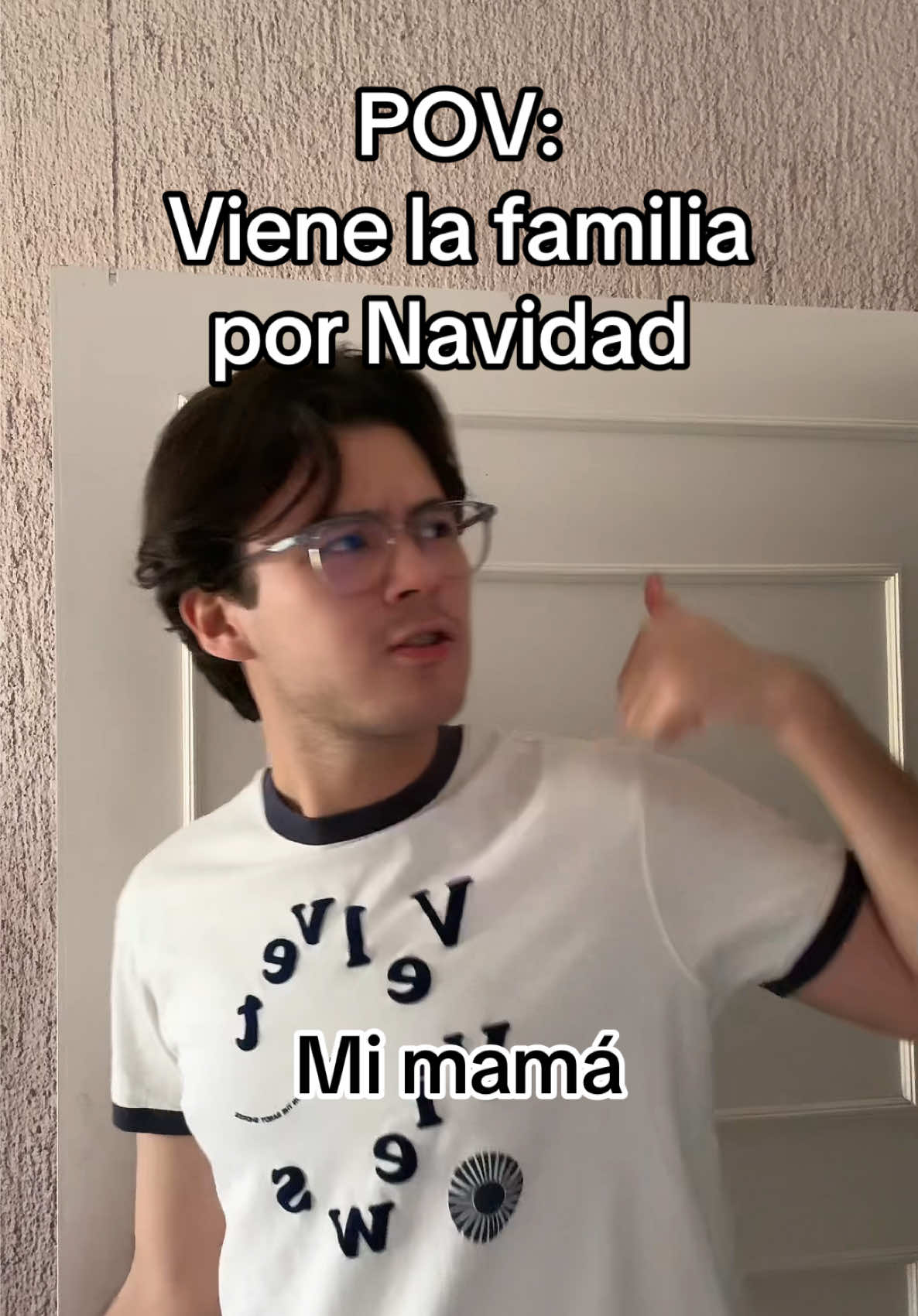 Feliz navidad familia🥳🎄 ¿Alguien es igual? lol #kevin_perezo #navidad #navidadentiktok #31minutos #juancarlosbodoque #comedia #latinoamerica #mexico 