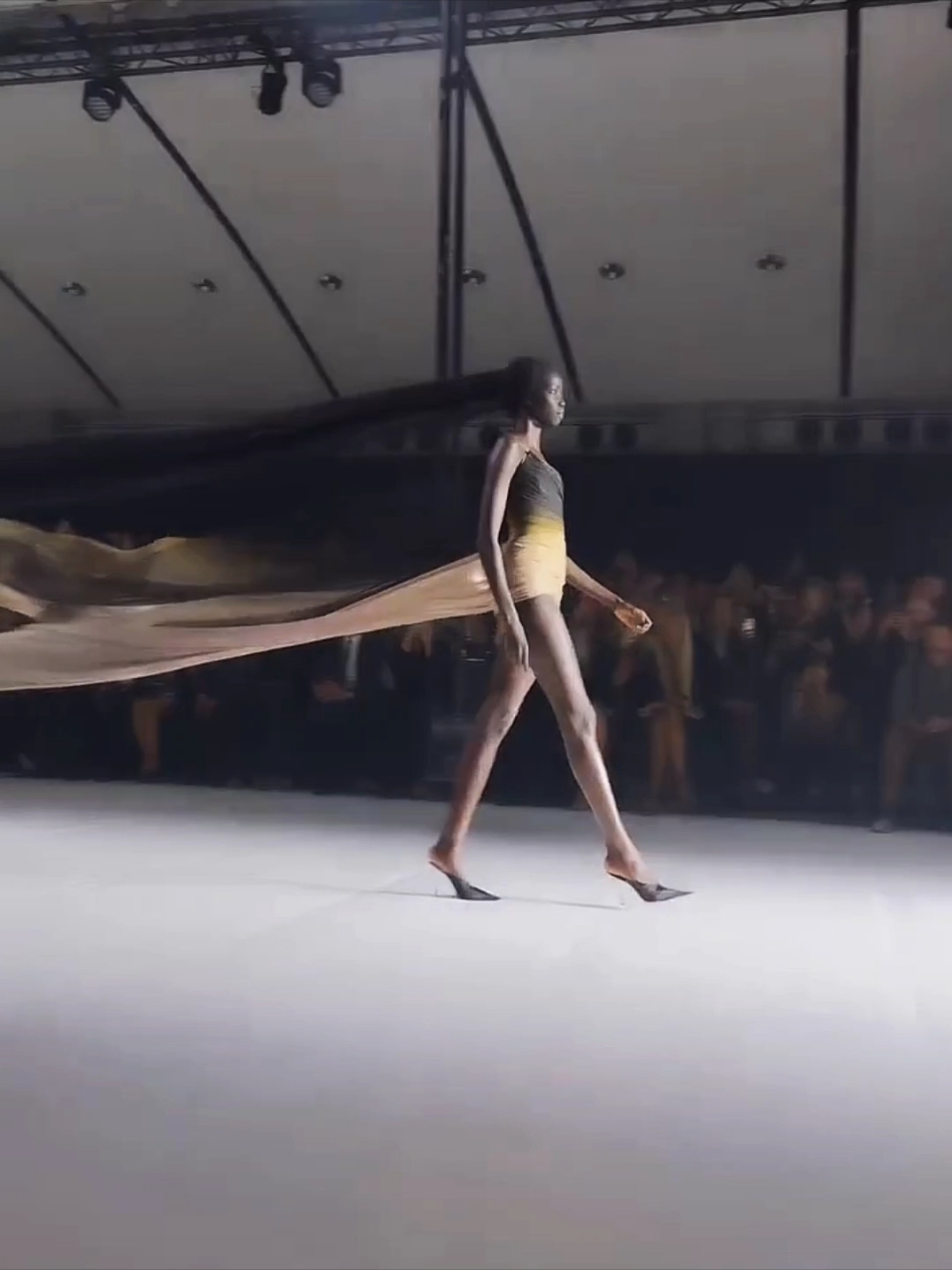 Epic Moment #anokyai For #mugler 