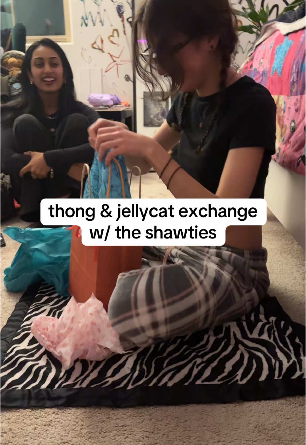 This was so fun omg #jellycat #skims #fyp @rey @maria <3 