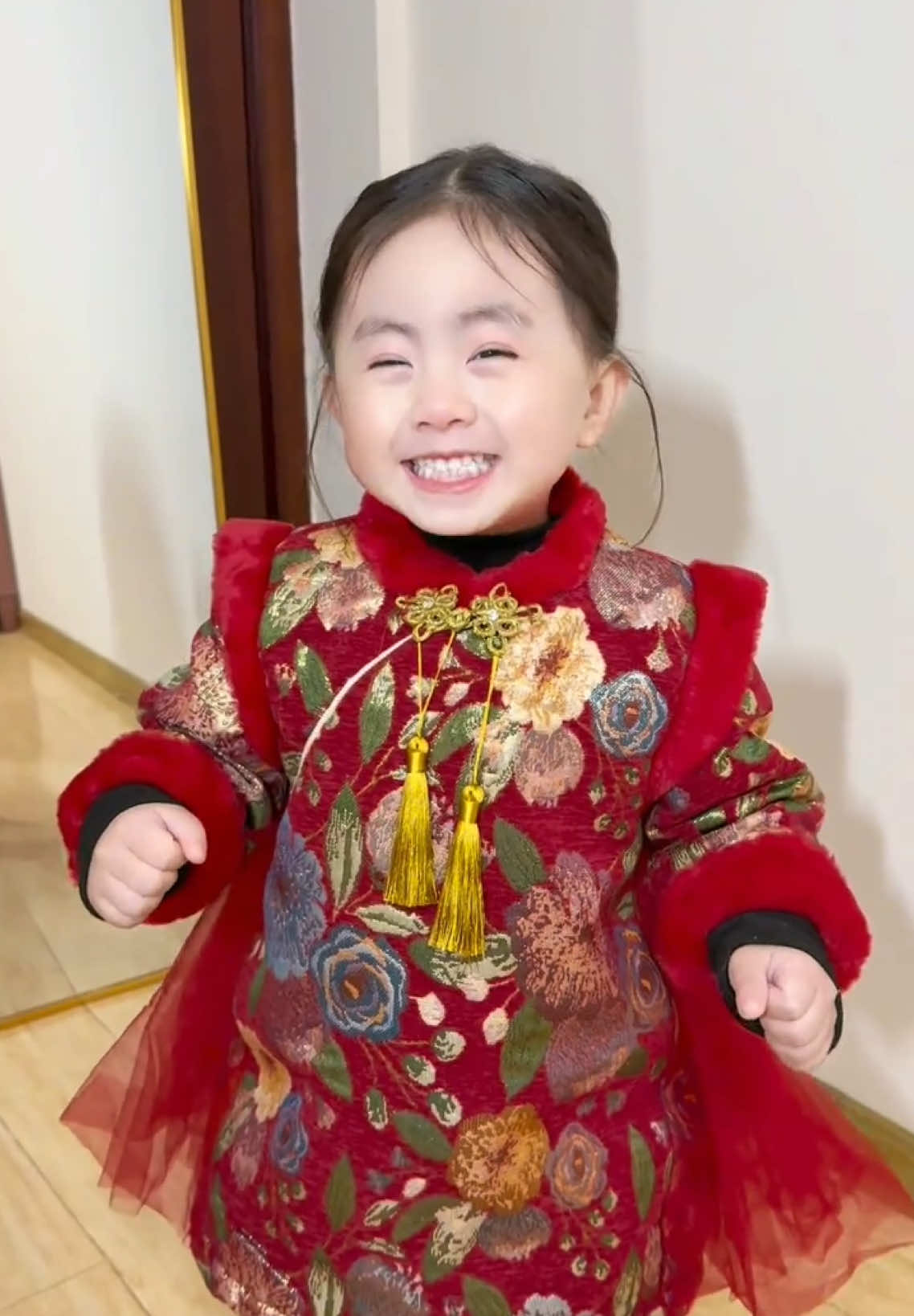 99+ thời trang đón tết của Liu #liuliu #liuliutrungquoc #baby #babylove #embe #cutebaby #babiesoftiktok #xuhuong #fyp 