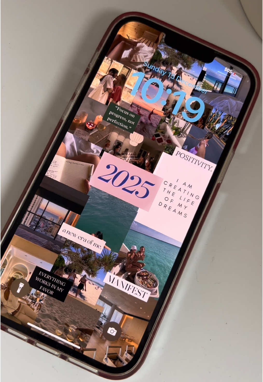 making my vision board my wallpaper so I can see my future everyday 😍 @EPIK  #epikapp #2025 #visionboard #2025visionboard #2025goals #newyearnewme