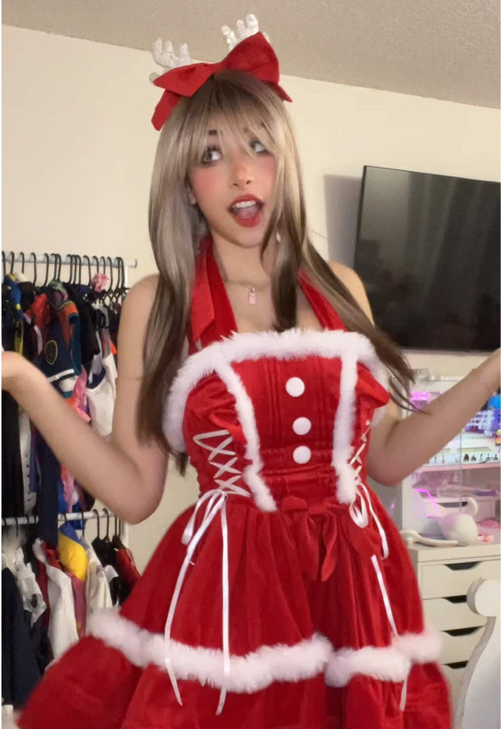 Rina chirstmas fit RAHHHH #dance #cosplay #christmas 