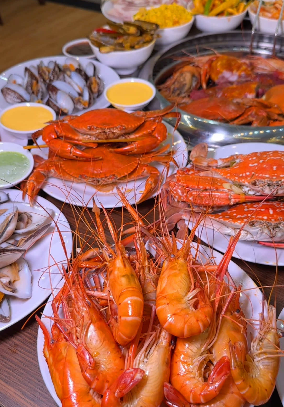 Buffet Đảo Cua mới khai trương tại Tân Phú ăn cua ghẹ tôm sống thoải mái và hơn 100 món khác #ancungtiktok #LearnOnTikTok #longervideos #foodtiktok #Foodie #trend #review 