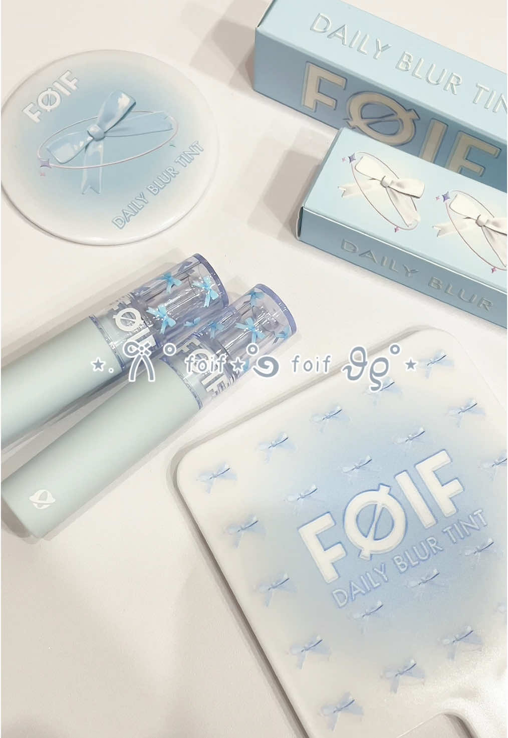 đẹp đồ á, kho quẹt đồ á huhu nên phải sắm liền đồ áaa 🩵🎀 #foif #reviewlamdep #goclamdep #coquette #kbeauty #makeup #easymakeup #swatchson #foifbymerzy #foifblurtint #xh #fyp 