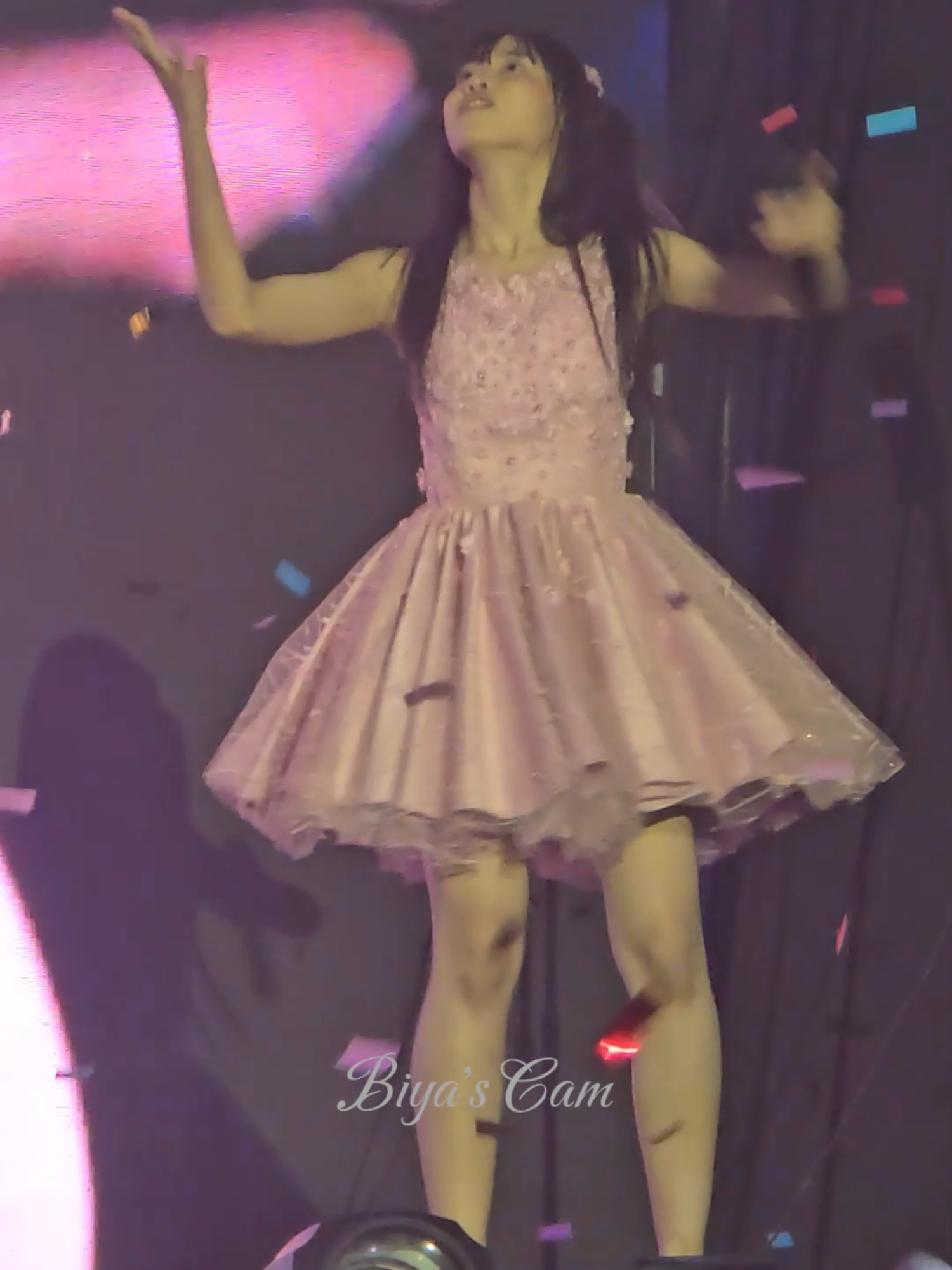 [Fancam] Kak Lana dengan Dunianya 🎊🎉✨ Aurhel Alana - Laptime Masa Remaja JKT48 13th Anniversary Concert - Wonderland (15/12/2024) @jkt48.lana  @lanautica_ofc #jkt48wonderland #jkt48sousenkyo2024 #lanajkt48  #jkt48  #jkt48newera