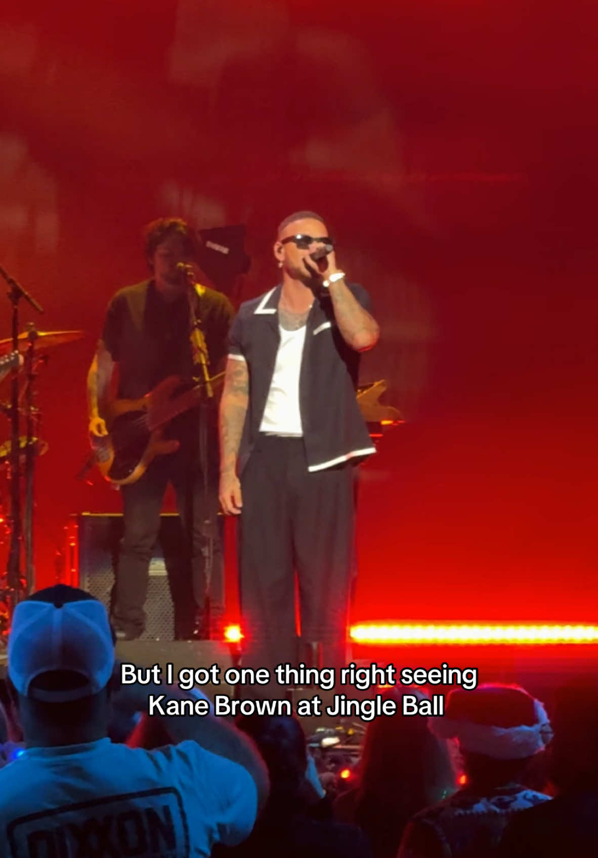 Love holidays, love #iheartjingleball, and love @Kane Brown 🙂‍↕️ #onethingright #kanebrown #jingleball 