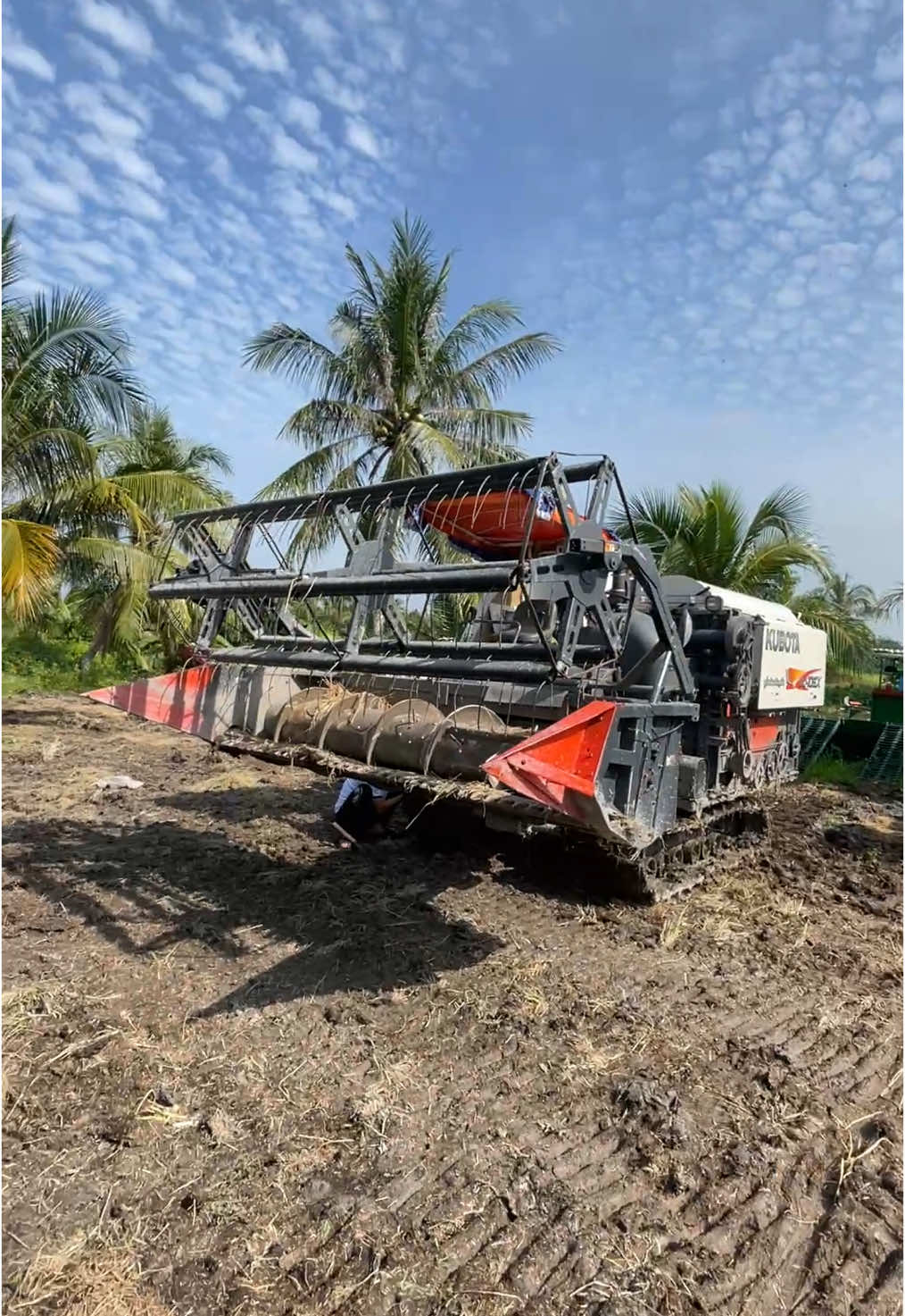 Máy cam chạy ở VN nhe🤣#kubota105xบ้าพลัง 