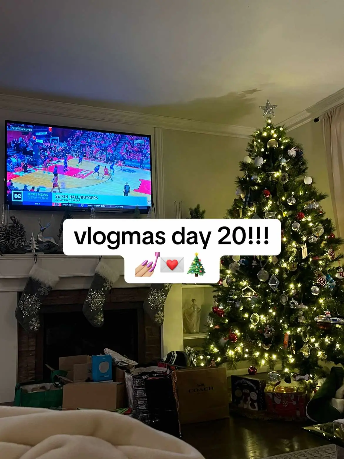 cannot believe there is only 5 days left of vlogmas!!🤭 #Vlogmas #Vlog #diml #nailday #naildaywithme #naildayvlog #errandswithme #errandsvlog #postgradlife #postgraddiaries #dimlpostgrad #countdowntochristmas #olehenriksen #microinfluencervlogmas #microinfluencervlog 