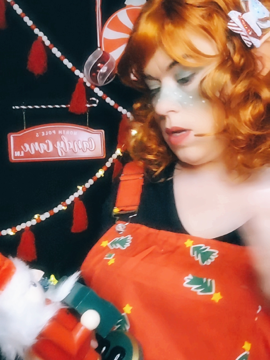 #rosiethebarista #merrychaos 