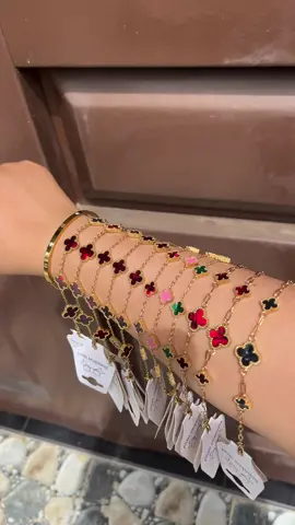 udah punya belom nih? Gelang Clover Titanium 40.000/pc💰 yang serius order DM aja yah!