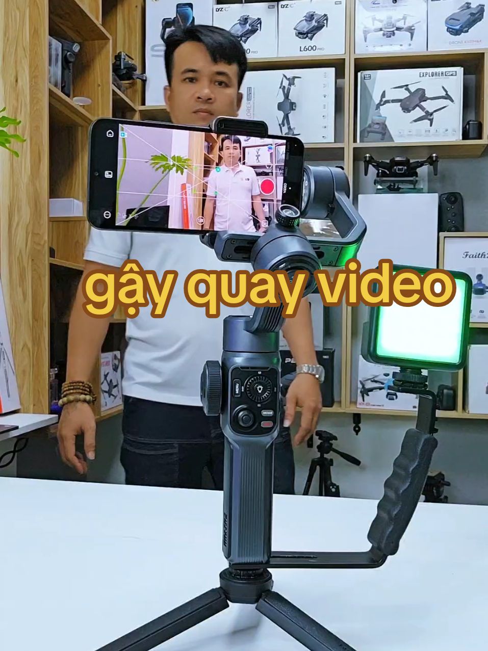 gimbal smooth 5s. quay video #vantho #gimbal #giadodienthoai #gay 