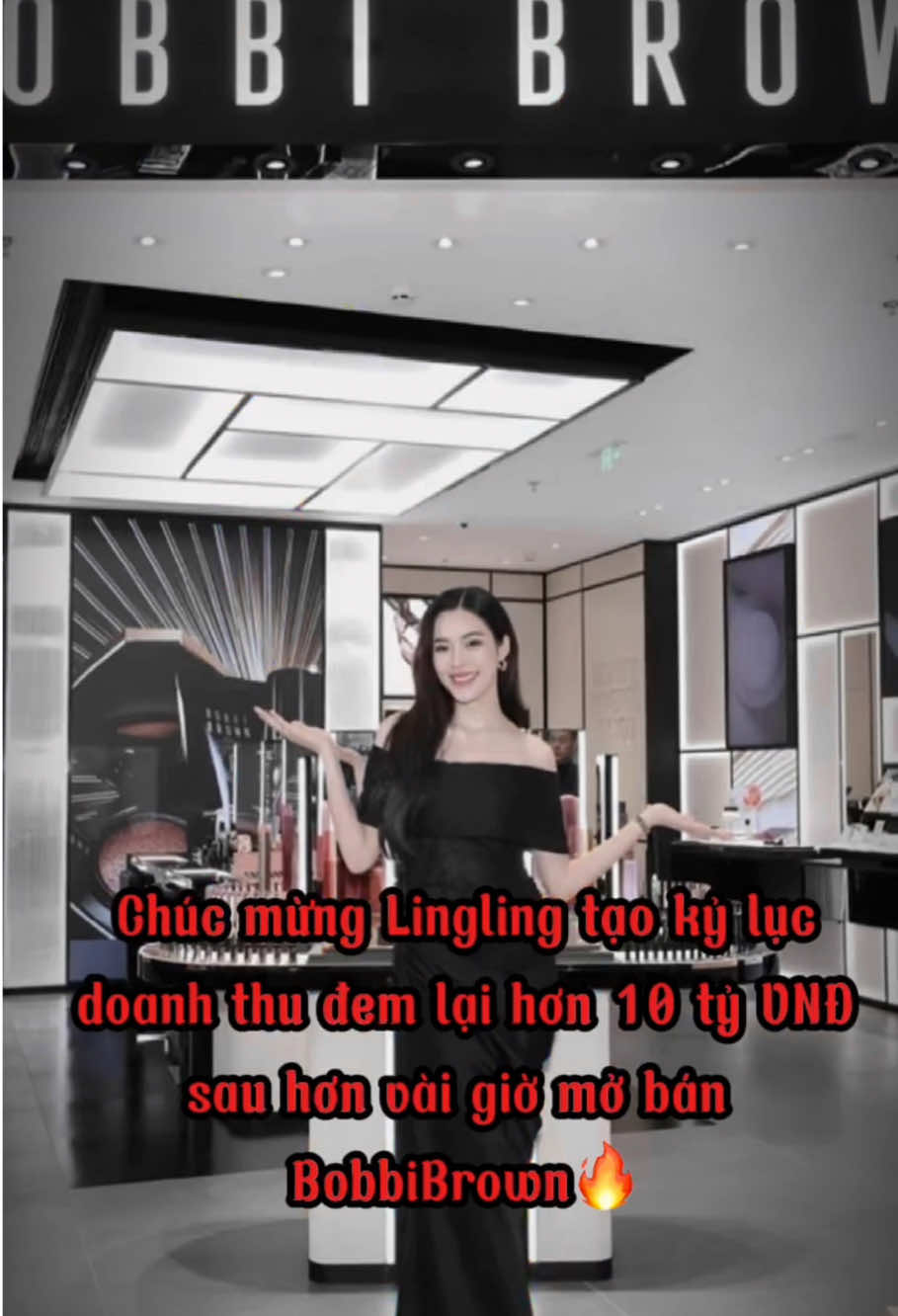 Lingling cũng đang leo hot search bên Trung hiện tại ở cả hai danh mục. Danh mục hot search weibo #26 còn danh mục giải trí weibo #18 #44 hai hashtag lần lượt là Lingling Kwong livestream và Lingling Kwong mặc đầm hở vai. Mấy tỷ tỷ với fuba Trung làm riết nhiều cái k ai làm lại rồi đó🤫🔥 #lingorm #linglingkwong #bobbibrownxlinglingkwong #xuhuongtiktok #xuhuong #xhhhhhhhhhhhhhhhhhhhhhhh @Lingling Kwong 