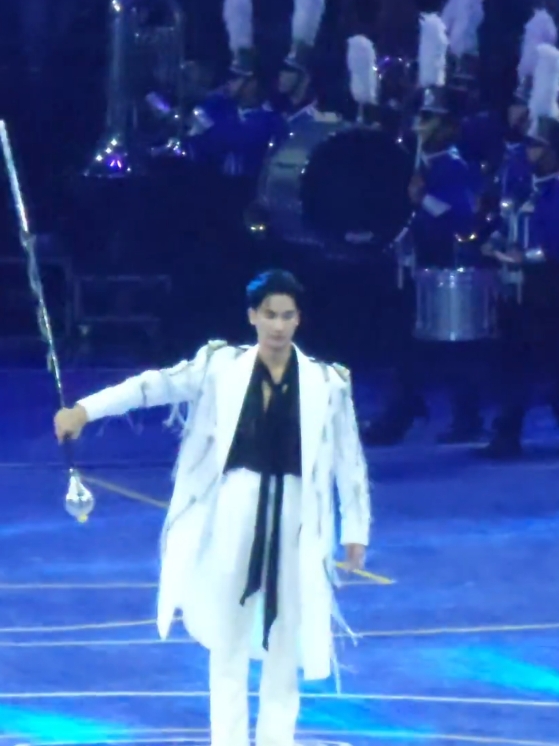 That my boy famous drum major. #GmmtvStarlympics2024 #Tawan_V #taytawan #foryou 