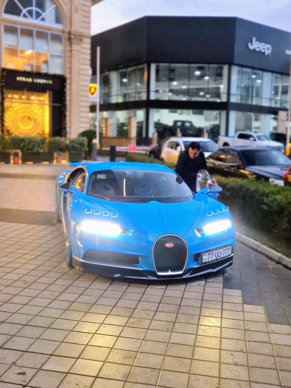 First Bugatti Chiron in Baku #bugatti #chiron #fyp #fypシ #viral #viralvideo #trending #trend 