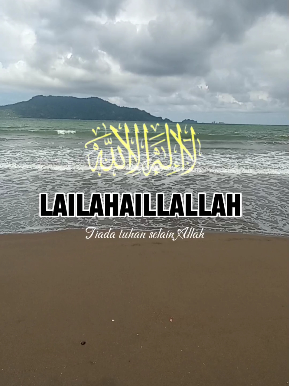 Assalamualaikum warahmatullahi wabarakatu #subhanallah #alhamdulillah #laillahaillallah #allahuakbar #maribersholawat #sholawatnabimuhammadsaw #perbanyakistighfar #perbanyakzikir #fyp 