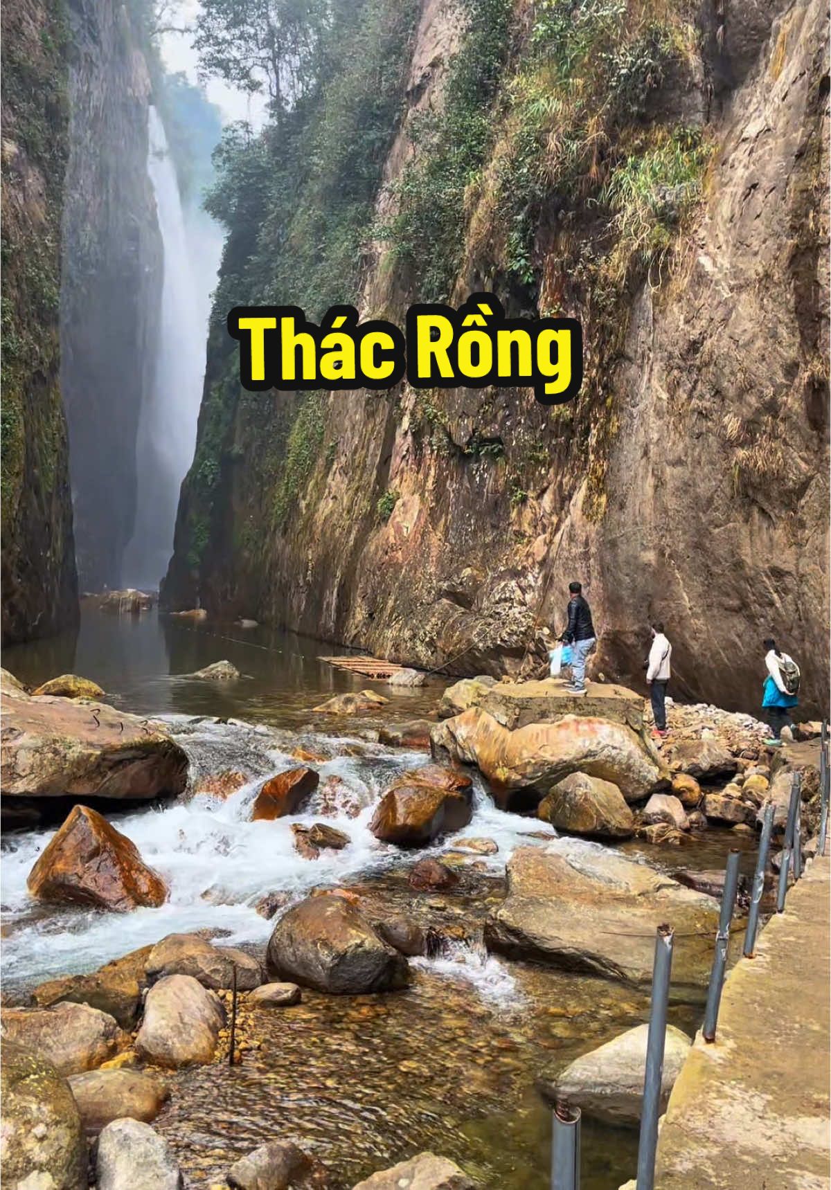 P11. Thác Rồng thật hùng vỹ #sapa #vietnam #trendingsong #ruongbacthang #capcut #xuhuong #thacnuoc 