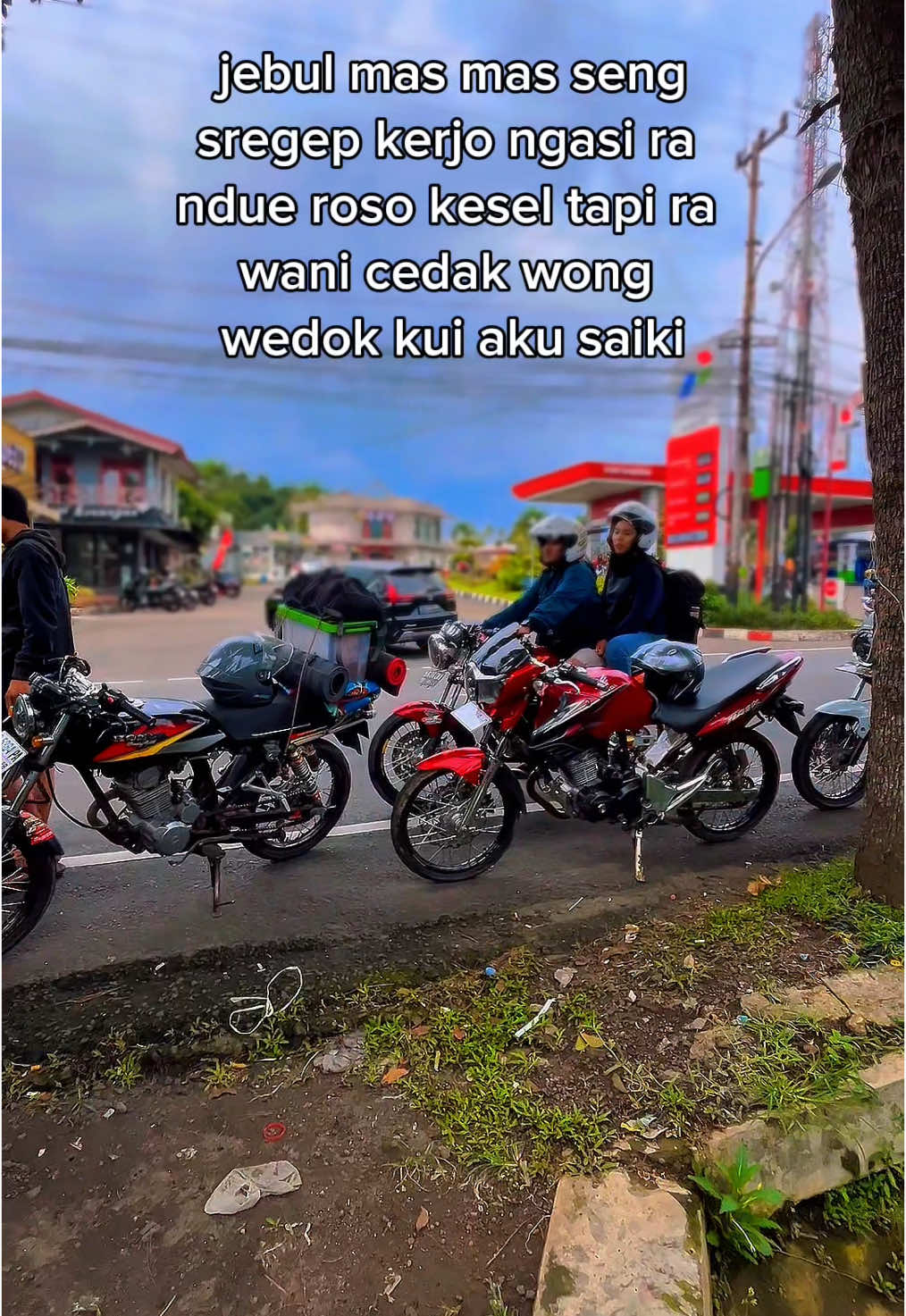 Gak wani cedak Ndredek gemeter soale  🫣🥶 #tigergank #tigerpece #gl200modifikasitiger #gl200 #tigermodifikasi #tirevherex #xyzbca #4u #4upage #fypシ゚viral #lewatberanda #padahariini #trend 