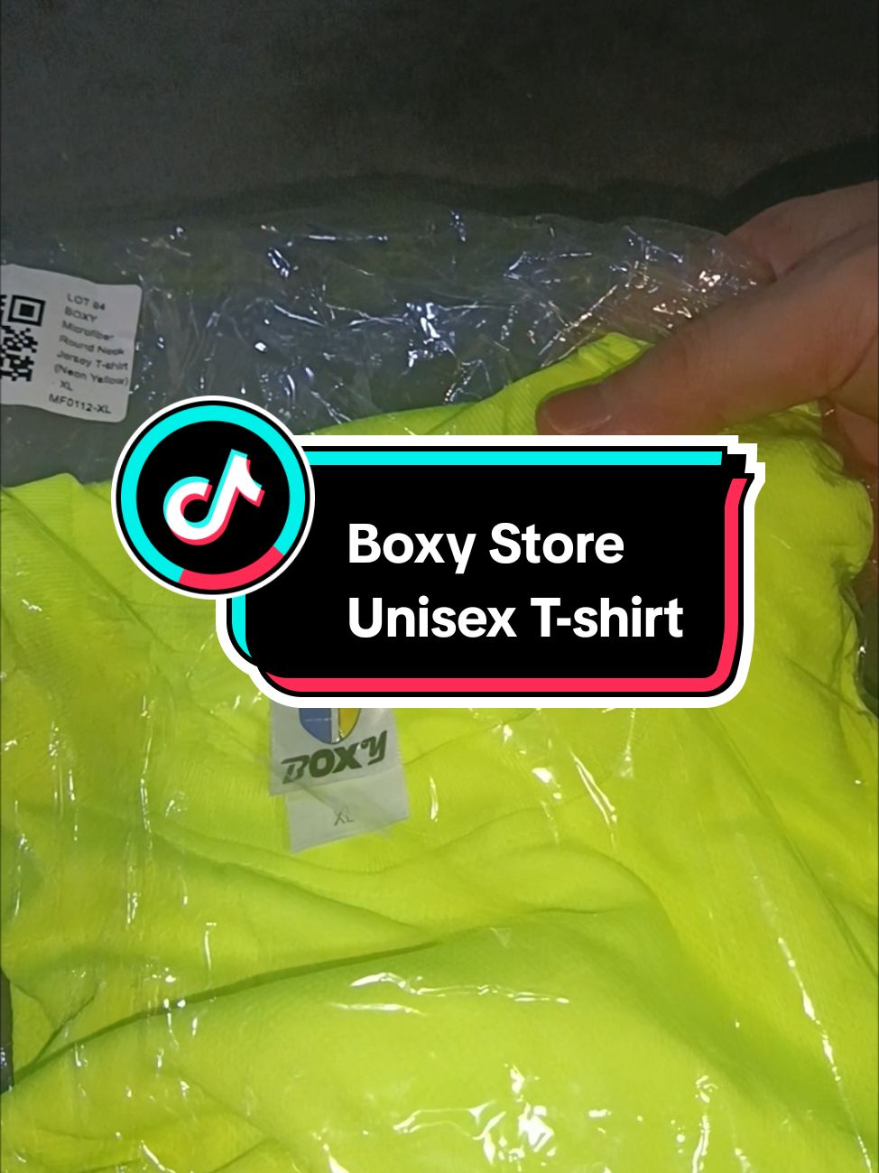 Boxy Microfiber Dri Fit Round Neck T-shirts for Men and Women #tshirt #microfiber #drifit #fyp #foryou #TikTokMadeMeBuyIt #rookiet #tiktokshoplifestyle #tiktokshopsgsale #tiktokshopsg #weeklywedrush #createtowin #tiktoksingapore #sgbrandweek 