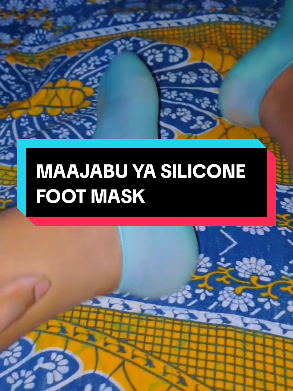 hizi mask ni nzuri mnooo yani miguu inakua laini utaipenda😍 Bei ya silicone foot mask Reja reja ni 10,000/= Jumla kuanzia 5 ni 8,000/= Jumla kuanzia 15 ni 6500/= 0620 158 104  tuma meseji nikupe namb ya wakala❤️ #siliconefootmask #footmask #tricialtips #tiktoktanzania_zanzibar🇹🇿🎀🌸 