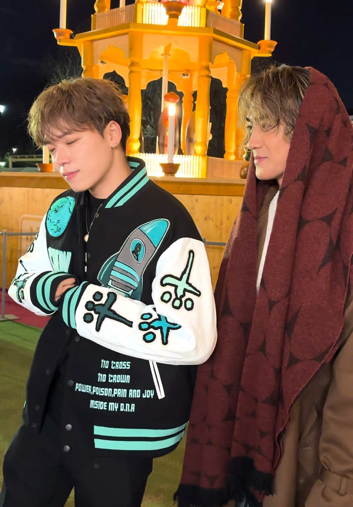 #SAYITchallenge at ChristmasMarket!!! 🐻‍❄️ #YOSHI × #MASA 🦁 #Christmas #ChristmasMarket #加納嘉将 #砂田将宏 #BBZ_SAYIT #BALLISTIKBOYZ 