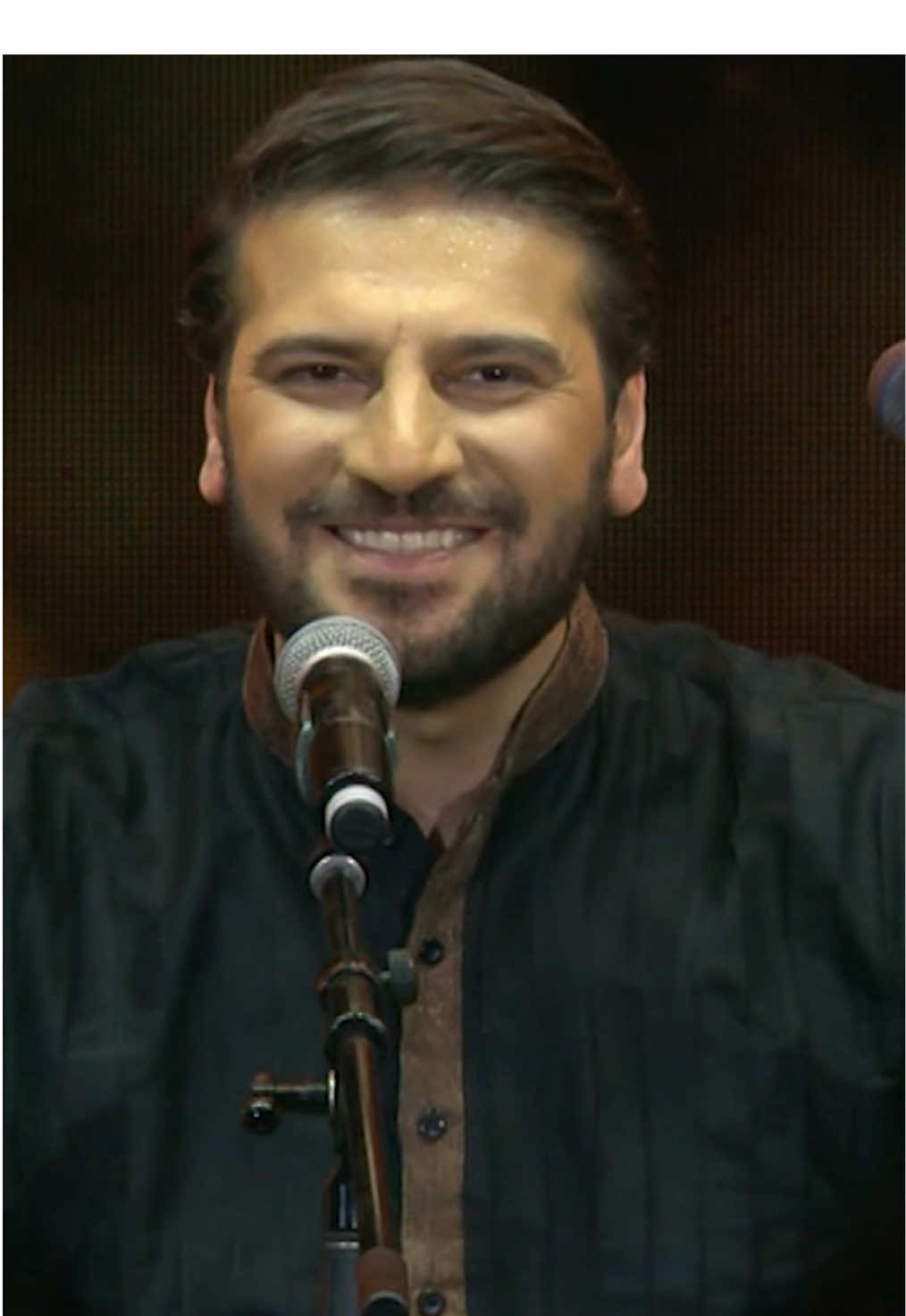 يا رب العالمين الله الله صلي على طه الامين الله الله في كل وقت و حين الله الله #samiyusuf #hasbirabbi #سامي_يوسف #spiritique #musiclovers #musiclover #worldmusic #sacredmusic #حسبي_ربي 