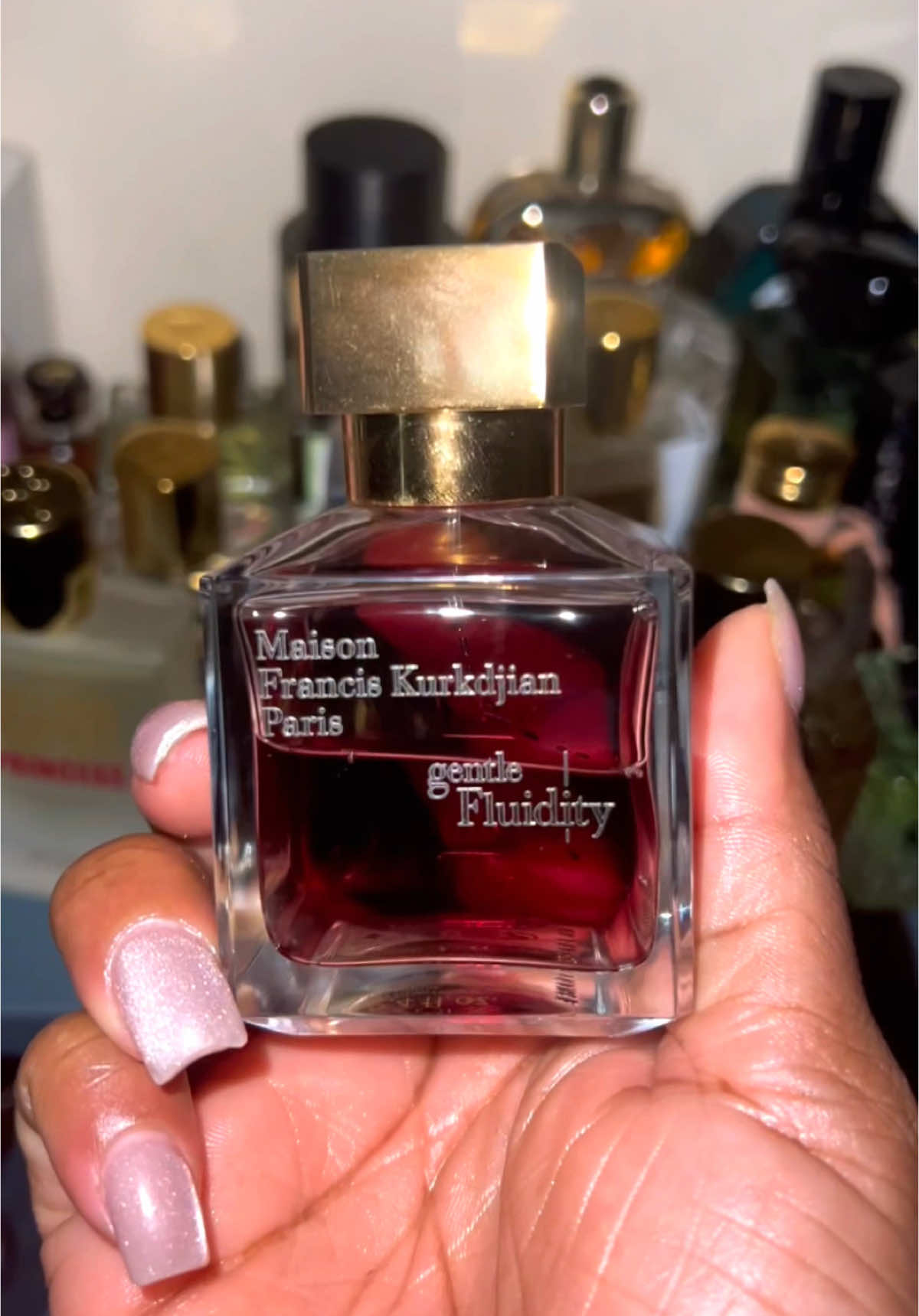 The dent! This scent is just what it says it is… GOLD! @MFK Paris Gentle Fluidity Gold #mfk #maisonfranciskurkdjian #gentlefluiditygold #gold #smellssogood #scent #exploremore #microinfluencer #browngirlbloggers #instagood #perfumetiktok #reelsinstagram #reelsvideo #perfumesimportados #fragrancias #perfumelovers #perfumaria #fyp #content #scentsy #ugc #foryou #contentcreator #luxuryfragrance #scentoftheday #nicheperfume #blackcreatives #luxurylifestyle