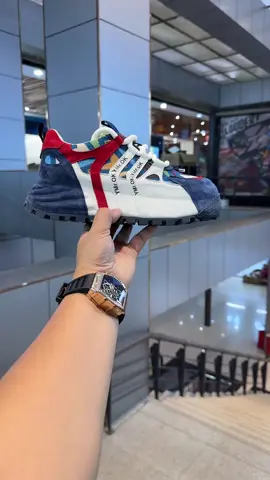 Men's Fashionable Patchwork Design Lace Up Low Top Platform Sneakers #shoes #sneakers #fashionable #shoesformen #colorblock #patchwork #sneakertok 