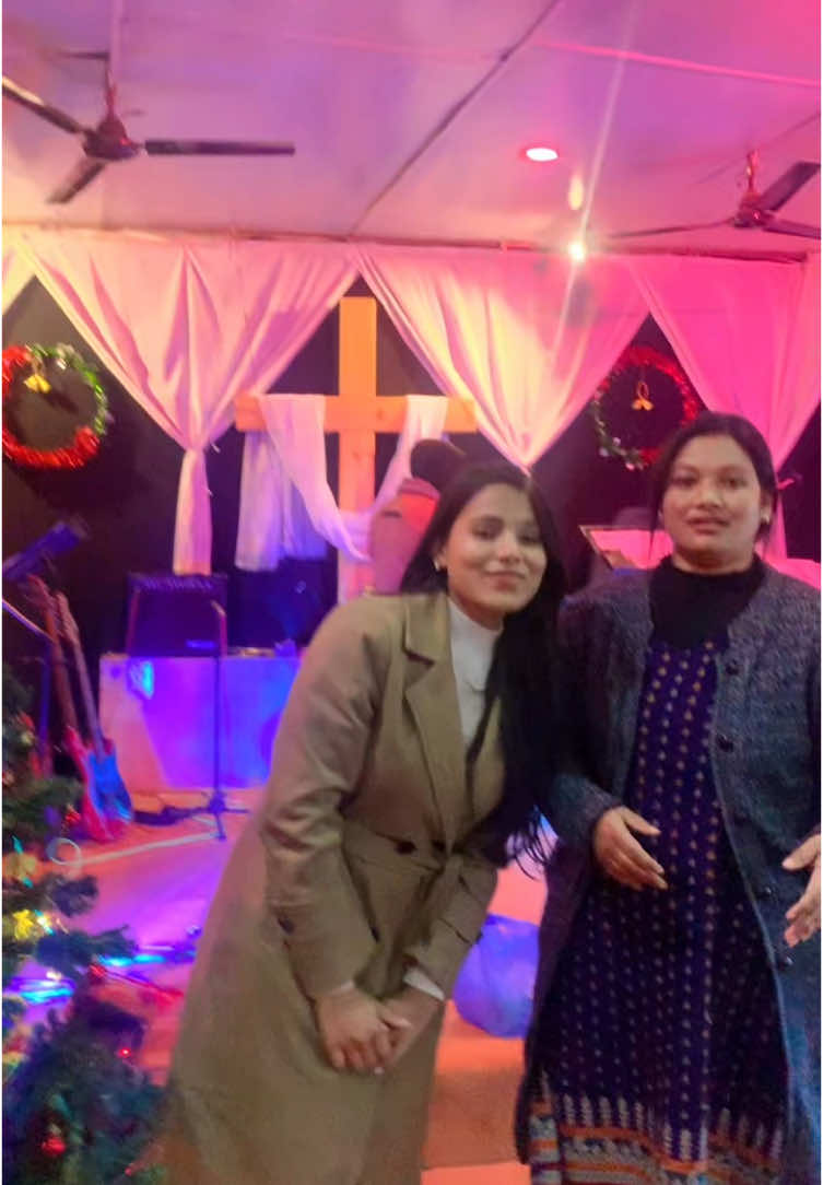 #nepalichristiantiktok✝️ #christmassong #christiansong #bajabajaudai #christians #😇😇🥰🥰 @Abigail khadka 