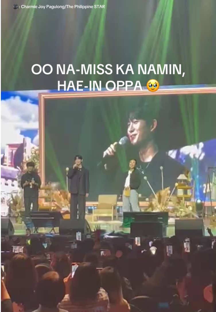 OO NA-MISS KA NAMIN, HAE-IN OPPA 🥹  “Love Next Door” star Jung Hae-in brought “kilig” to fans as he spoke to them in Filipino during his “Our Time” fan meeting at the New Frontier Theater on Saturday.  The South Korean actor addressed the crowd during the event organized by CDM Entertainment, “Kumusta kayo? Ang tagal nating ‘di nagkita. Na-miss niyo ba ako?” Hae-in last held his fan meeting titled, “10th SEASON” at the same venue in August 6, 2023. (Video by Charmie Joy Pagulong/The Philippine STAR)  #philippinestar #junghaein #ourtime #EntertainmentNewsPH 