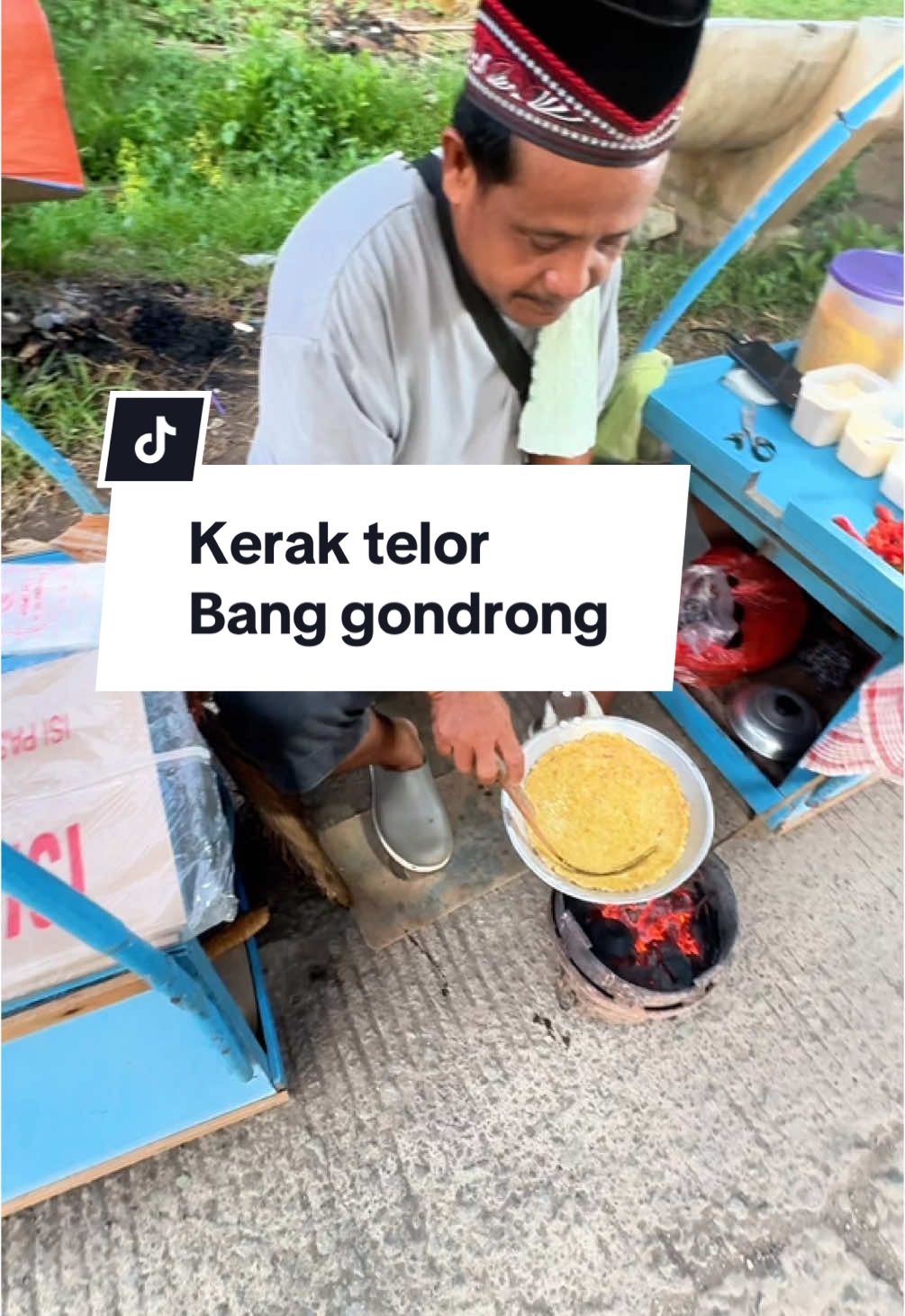 Kerak telor bang gondrong #keraktelor #kulinerbetawi #ichsanmt 