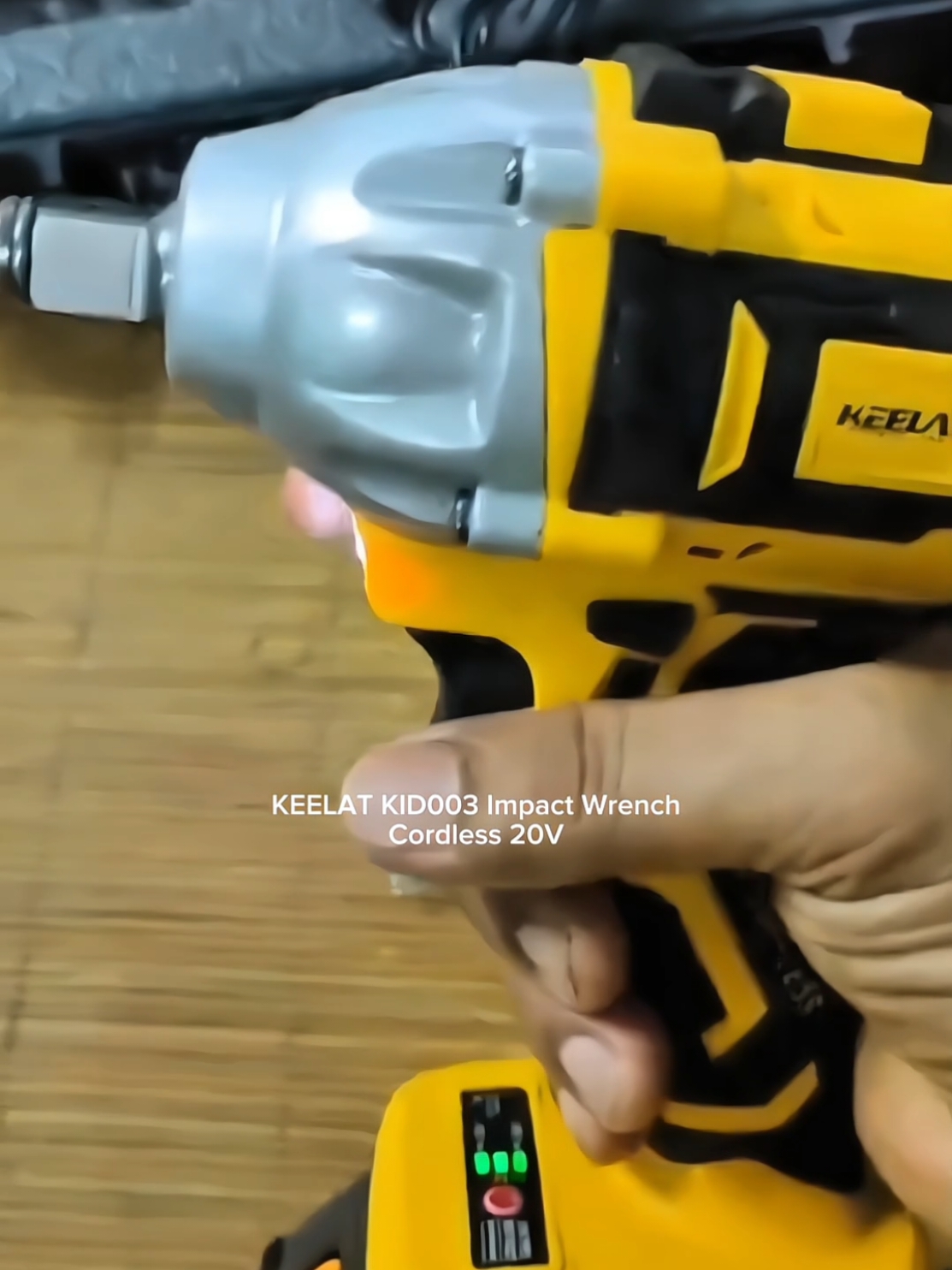 KEELAT KID003 420N.M Brushless Impact Wrench Drill Heavy Duty Cordless Electric Wrench Battery Impact Gun Driver Tool #keelatimpactwrench #brushlessimpactwrench #impactwrench #cordlessimpactwrench #cordless #rechargeable #fyp #onychashop #hardwareshop #TikTokShop 