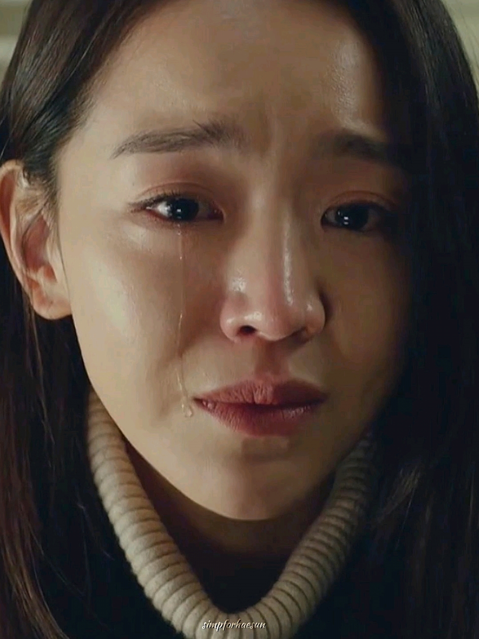 shin haesun's oscar winning tears  . . . #shinhaesun #신혜선  #dearhyeri #welcometosamdalri #seeyouinmy19thlife #mrqueen #angellastmissionlove #still17 #hymnofdeath #mygoldenlife #target #bravecitizen #kdrama #kmovie 