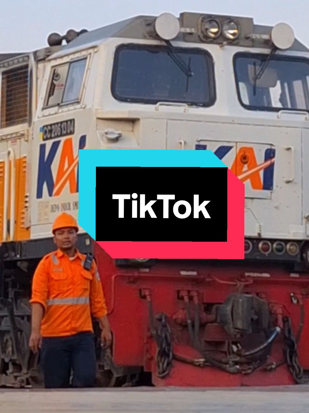 tipis-tipis tiktok #fyp #cinematic #railfansindonesia #kai121 