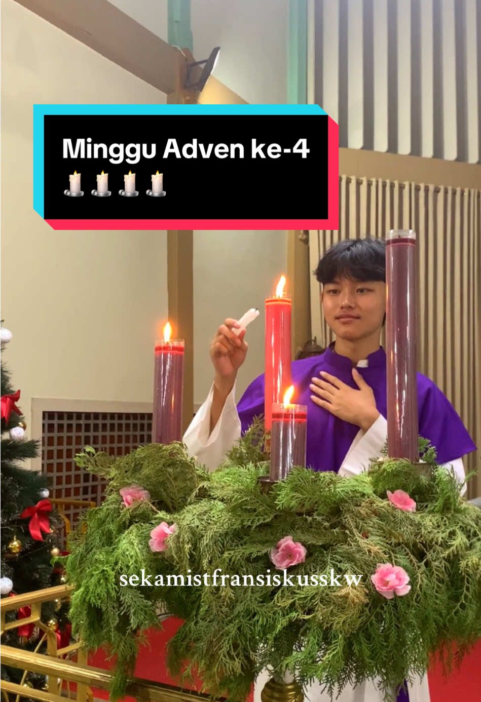 Lilin ke-4 Adven sudah menyala! Siapa yang gasabar mau natalan?! 🎄🤩 #sekami #putraaltar #misdinar #masaadven #natal #fyp #fypシ #christmas #tiktokkristen #gereja #katolik #kristen 