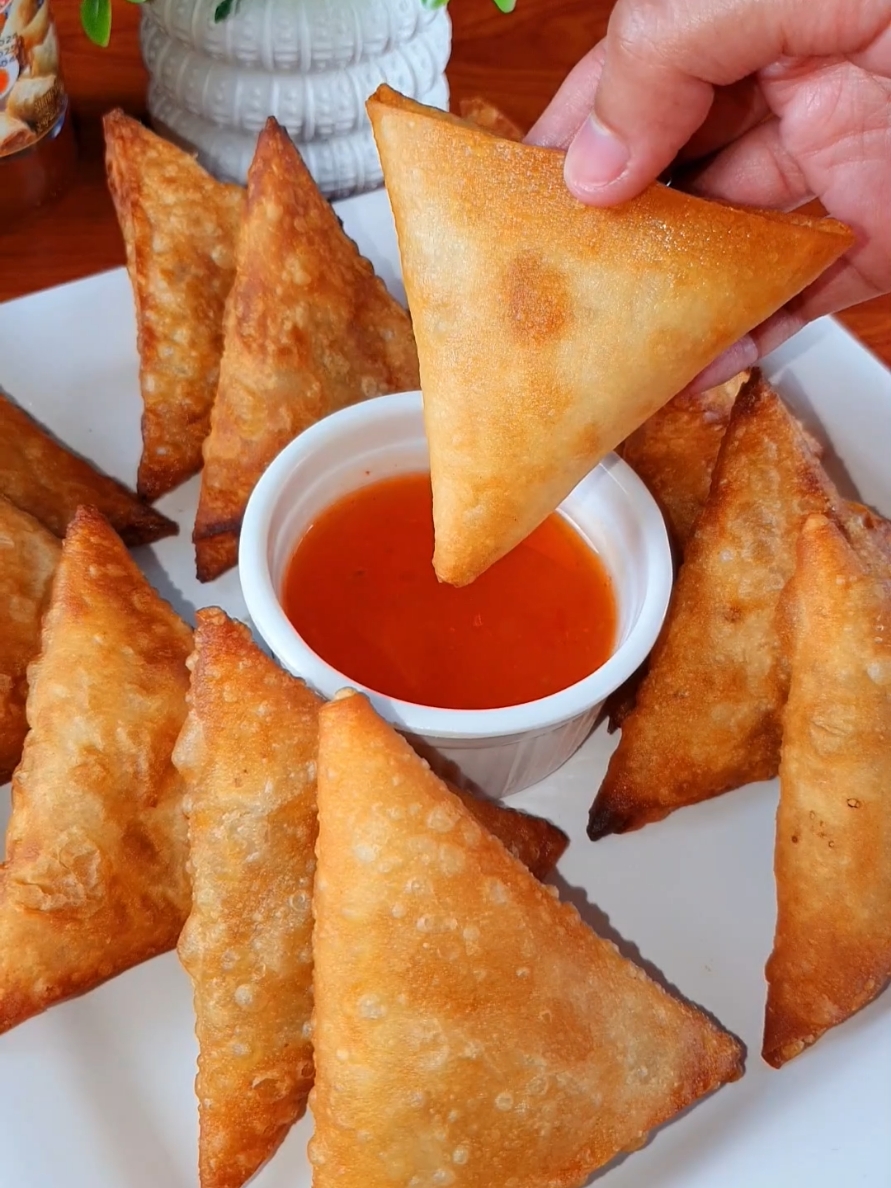 Chinese Chicken Samosa Recipe😋🔥Detailed Recipe Available On My YouTube Channel 