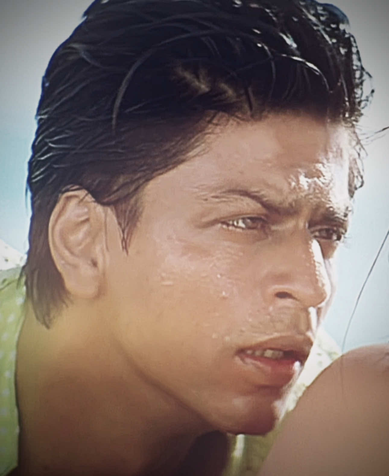 His eyess #shahrukhkhan #srk #chaltechalte #ranimukherjee #bollywood #fyyy #goviral 