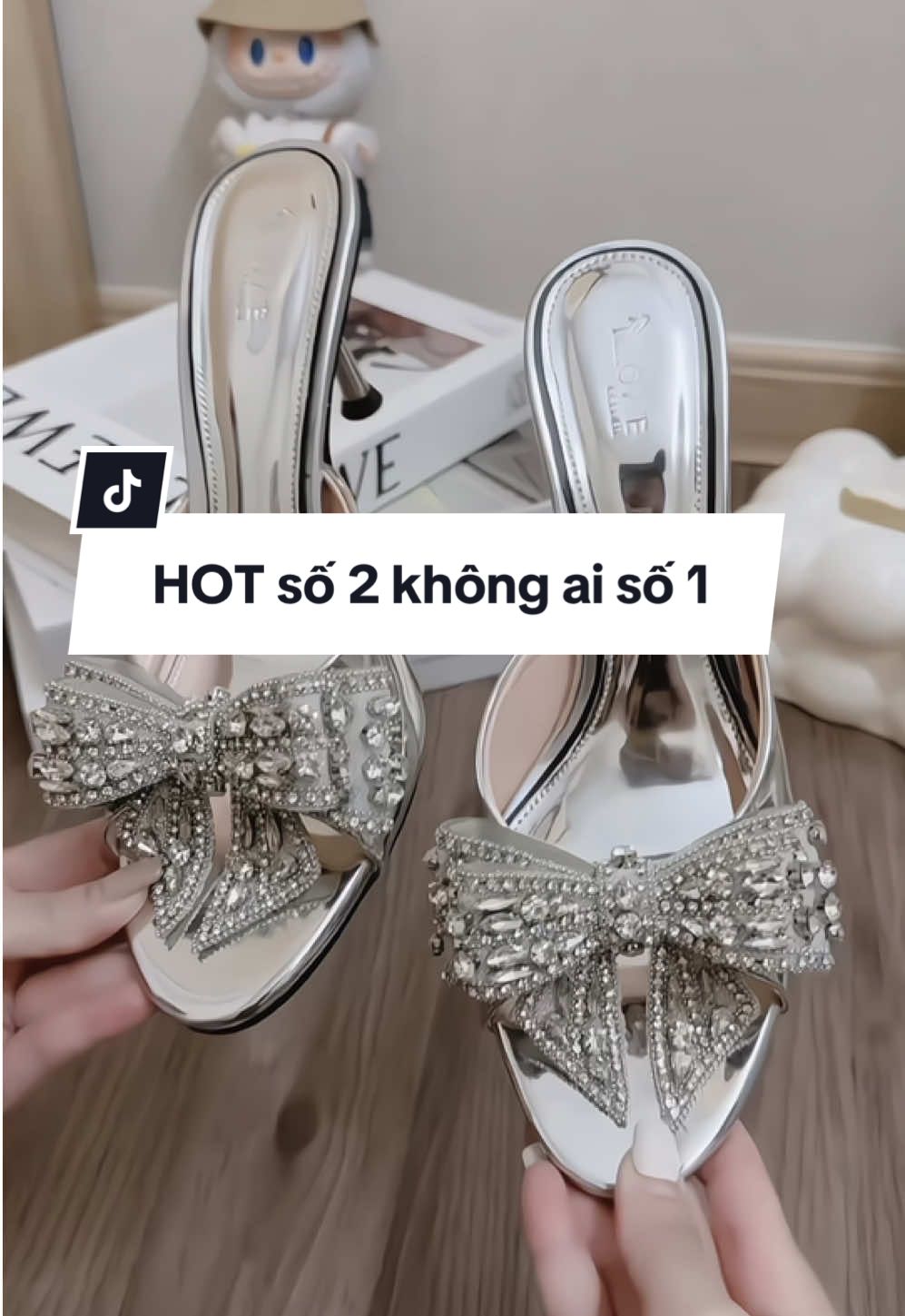 Siêu phẩm vừa đâp cánh ✨🤭👠#loviiecorner #xuhuong #giàydépthờitrang #giayxinh 