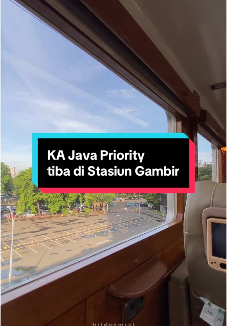 Kalau udah denger lagu ini, tandanya apa gaesss?😂 #keretaapi #keretaapiindonesia #keretaapikita #KeretaApiPariwisata #KeretaApiJavaPriority #KeretaWisata #WisatadiIndonesiaAja #WonderfulIndonesia #videokeretaapi #naikkeretaapi #railfans #stasiungambir #fypシ #fyppppppppppppppppppppppp 