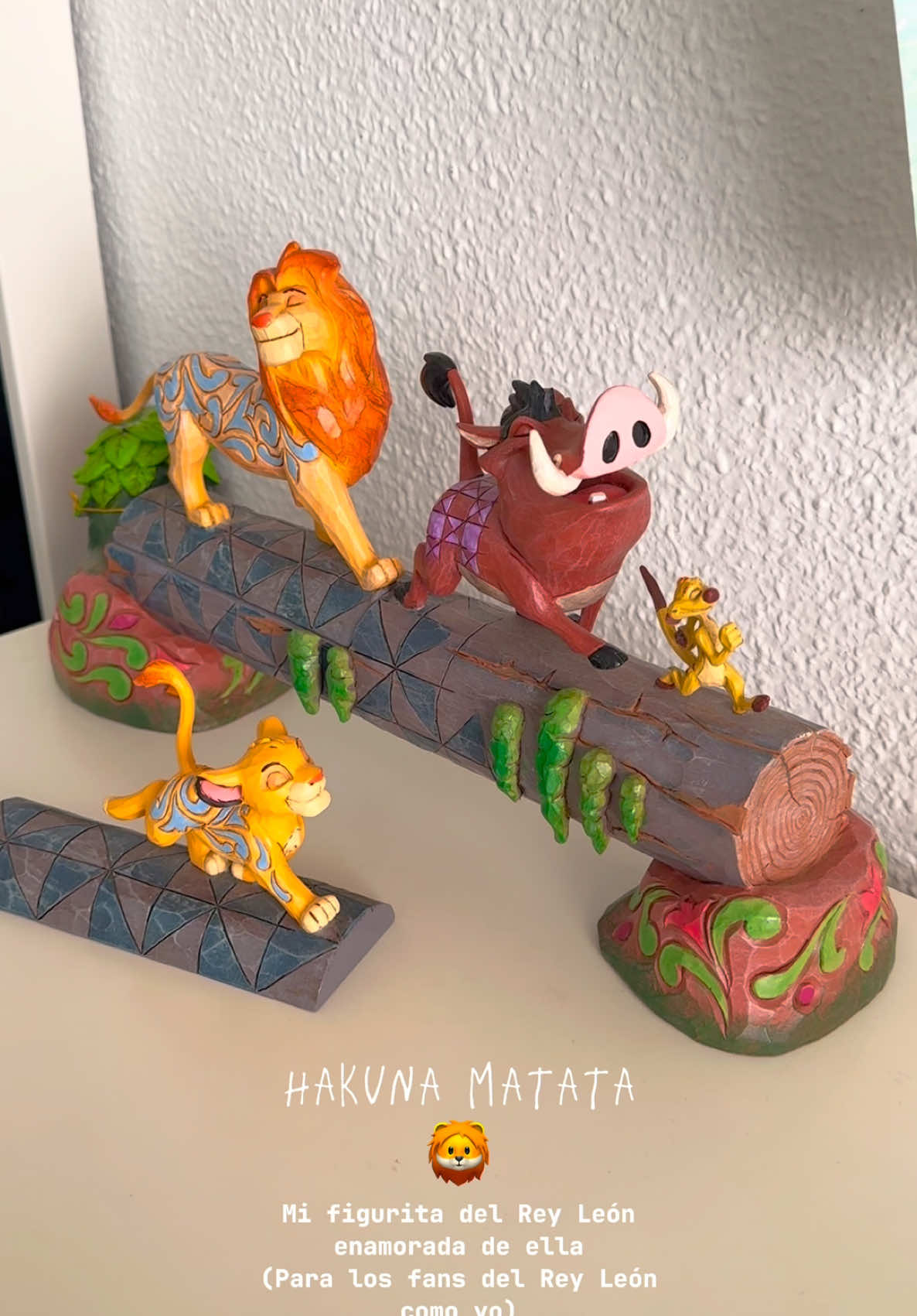 Hakuna Matata💖🦁 Figura de resina @Disney @Disney+ España GRACIAS por sacar Mufasa🥰 - #foryou #familia #paratiiiiiiiiiiiiiiiiiiiiiiiiiiiiiii #reyleon #lionking #disney #disneyplus #disneyland #mufasa #scar #hopecore #peliculas #disneytiktok #figuras #figurascoleccionables #2025 #parati 