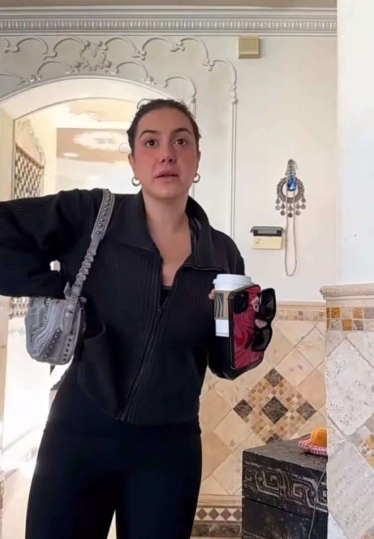 Keemokazi Hides His Sister Serene’s Keys Prank 😂 #keemokazi #keemokazisisters #keemokazifamily #sima #sophie #saby #serene #sara #tiktok #fyp #Love #funny #trendingvideo #funnyvideo #viralvideos #foryoupage 