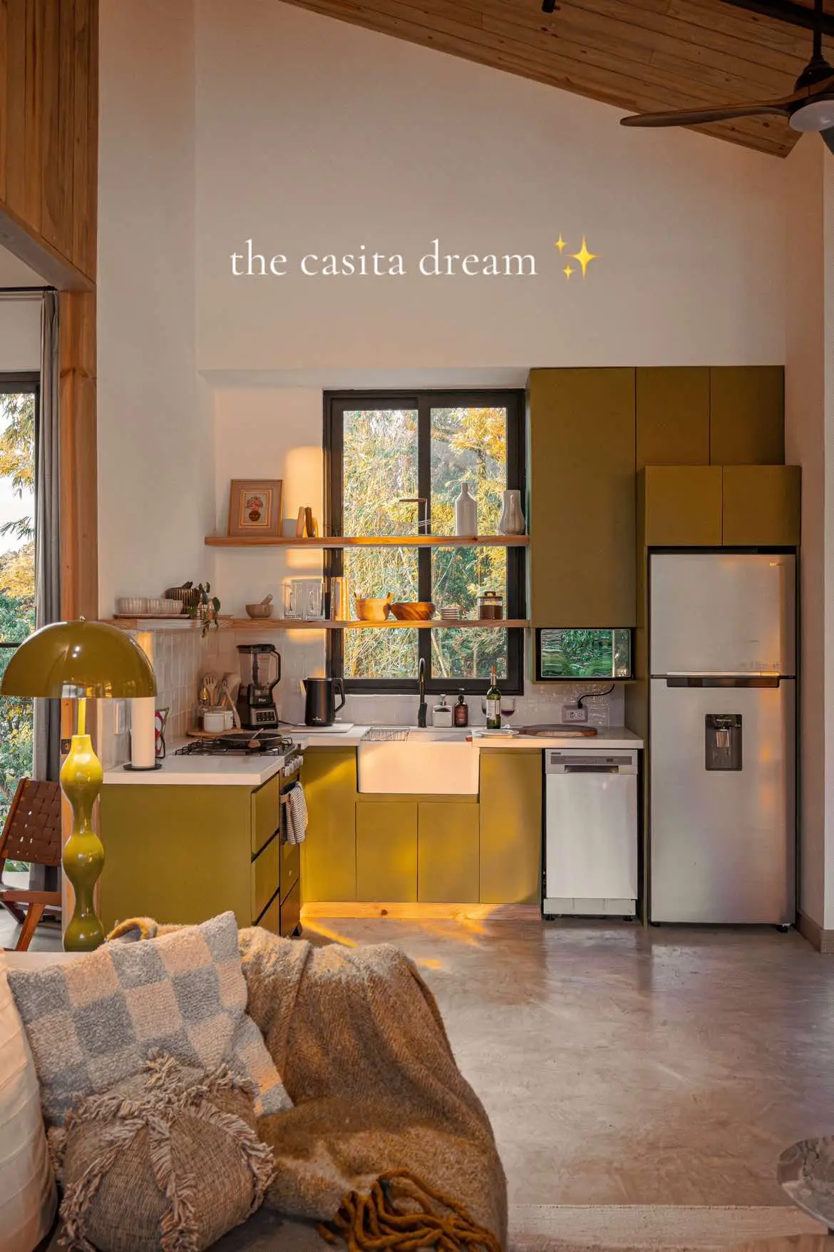 A cabin getaway is all you need this 2025, and casita ser might be the answer 🤎 #guatemala #antiguaguatemala #airbnb #casitaser #cabin #volcanohouse #couplesgetaway #WeekendVibes #dreamlife #volcano #homerental #getaway #travelguatemala 